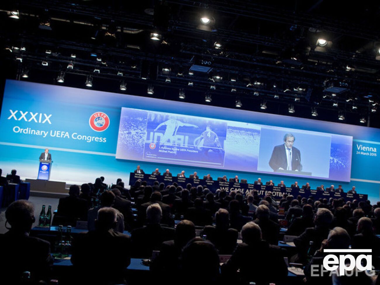 УЕФА предложат бойкотировать чемпионат по футболу в РФ в случае несоблюдения Россией Минских договоренностей