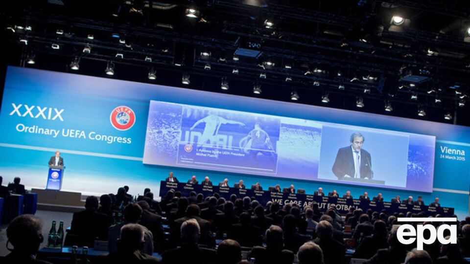 УЕФА предложат бойкотировать чемпионат по футболу в РФ в случае несоблюдения Россией Минских договоренностей