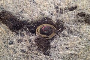 Пассажирский автобус, который ехал из Артемовска в Горловку, подорвался на мине