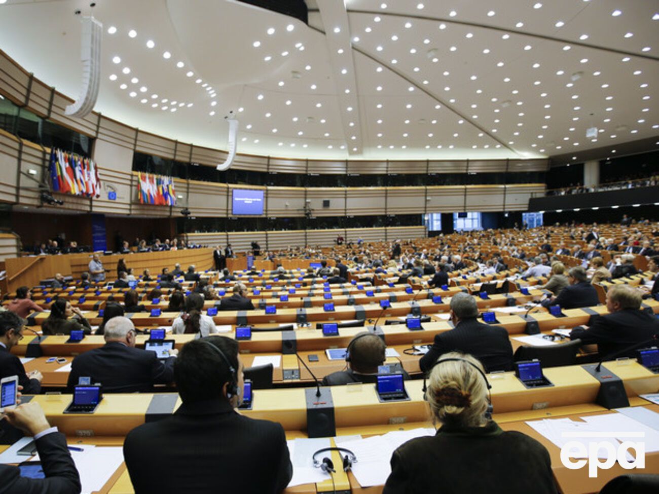 Европарламент проголосовал за выделение Украине кредита на 15 лет