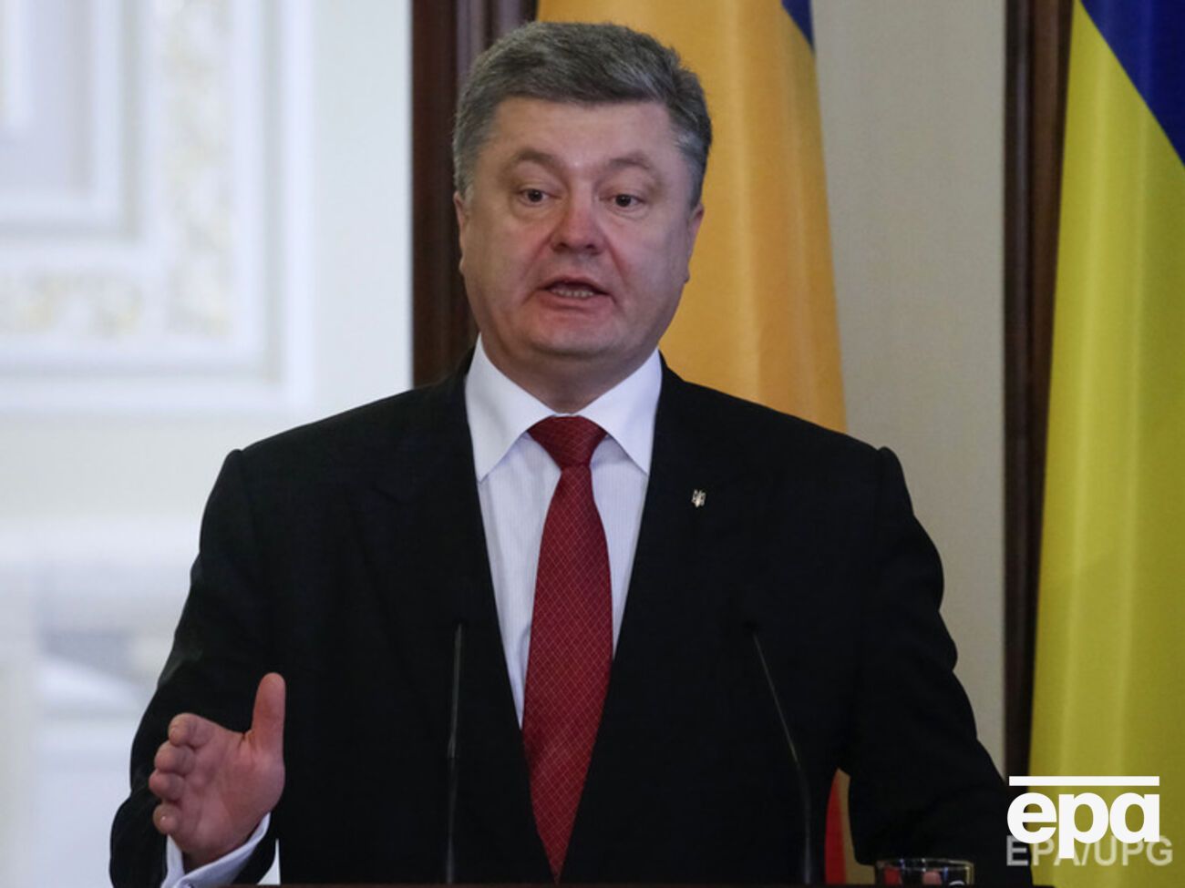 Порошенко обратил внимание австрийцев на важность возвращения выведенных из Украины финансовых активов