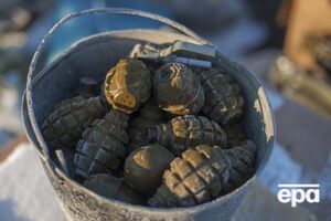 По данным штаба АТО, боевики ведут огонь на трех направлениях – донецком, мариупольском и артемовском