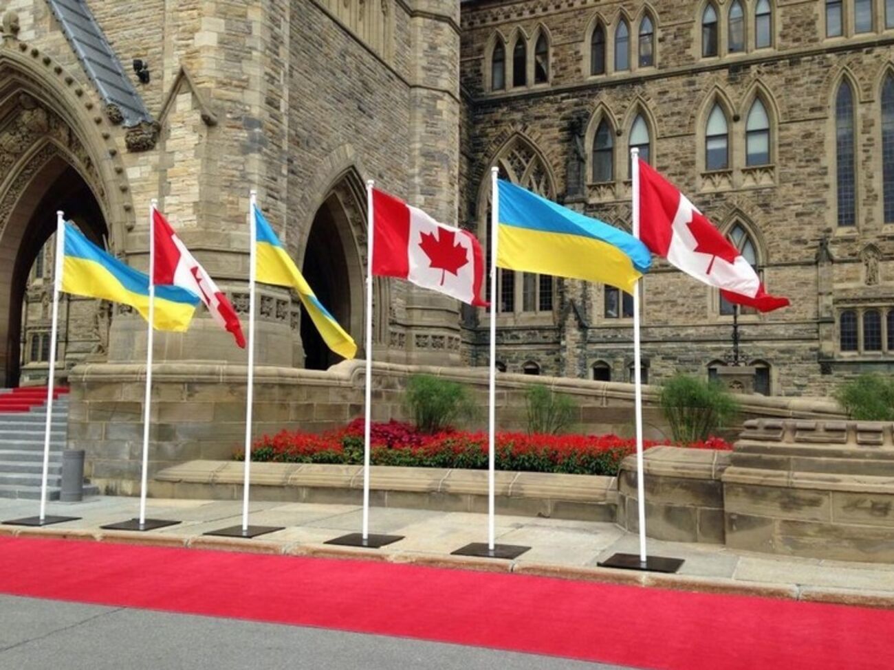Канада предоставит Украине заем на пять лет