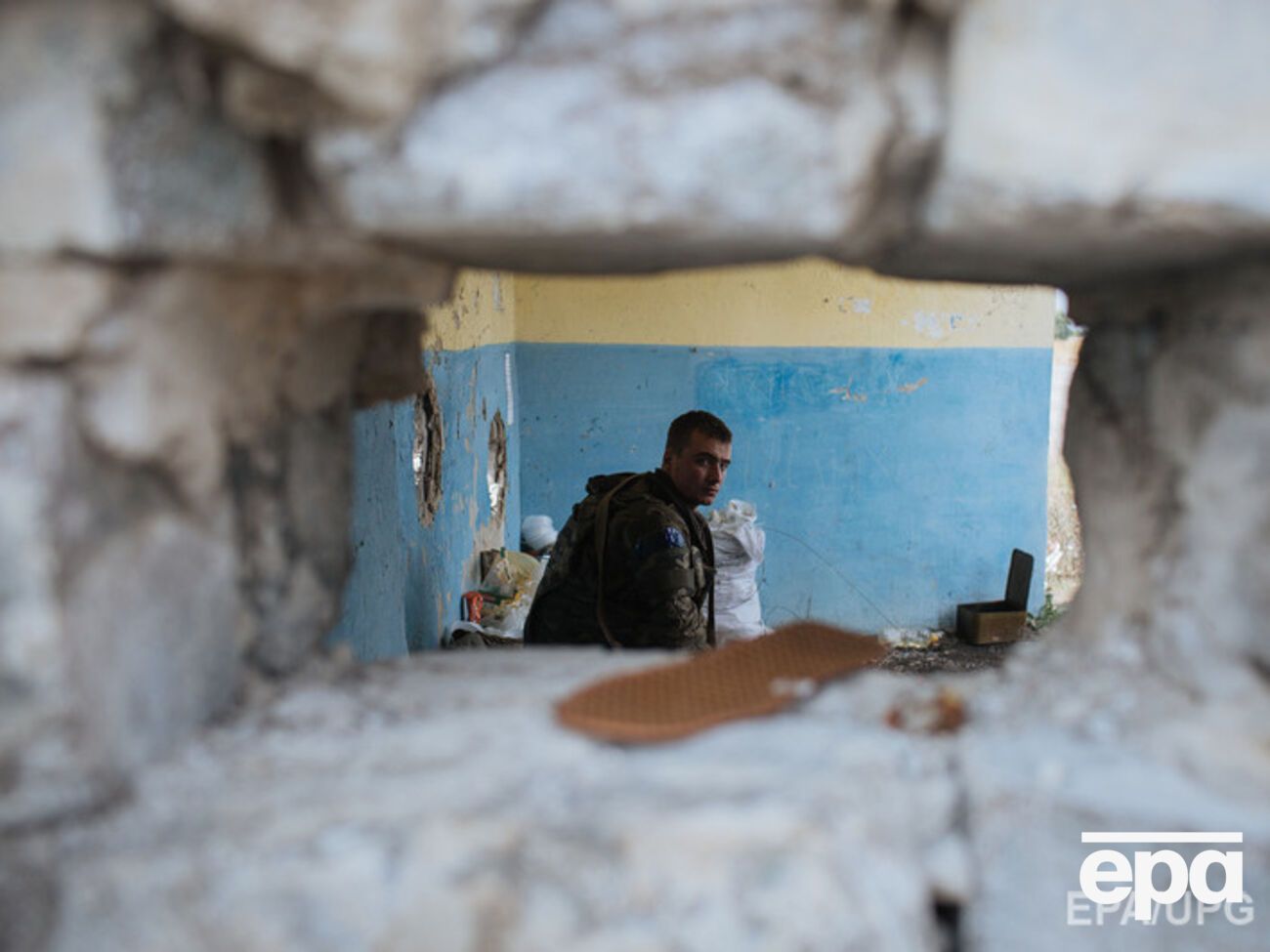 На данным штаба АТО, боевики атакуют украинских военных по всей линии соприкосновения на востоке страны