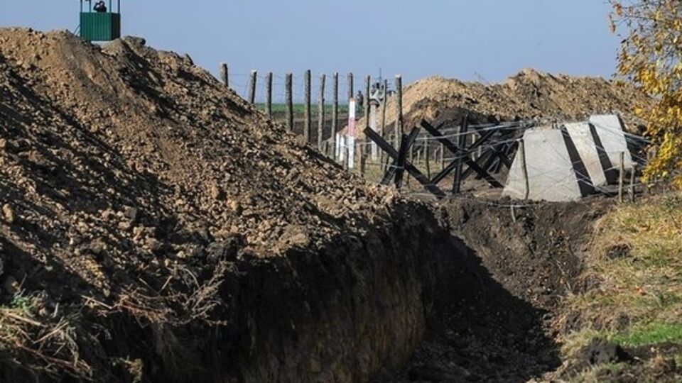 Обустройство восточной границы Украины началось осенью прошлого года