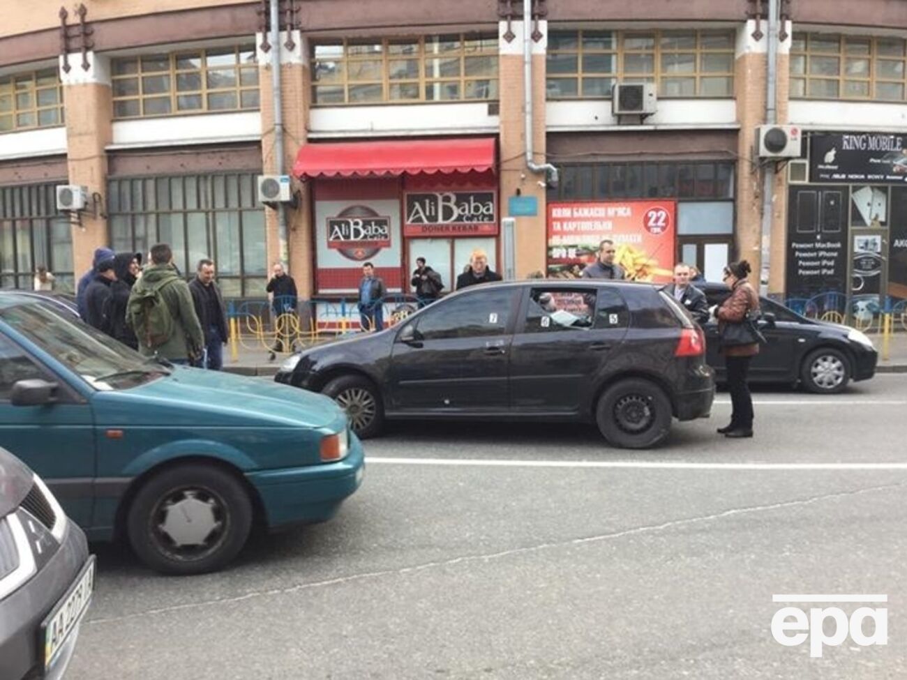 Машина преступников, на которой они пытались сбежать