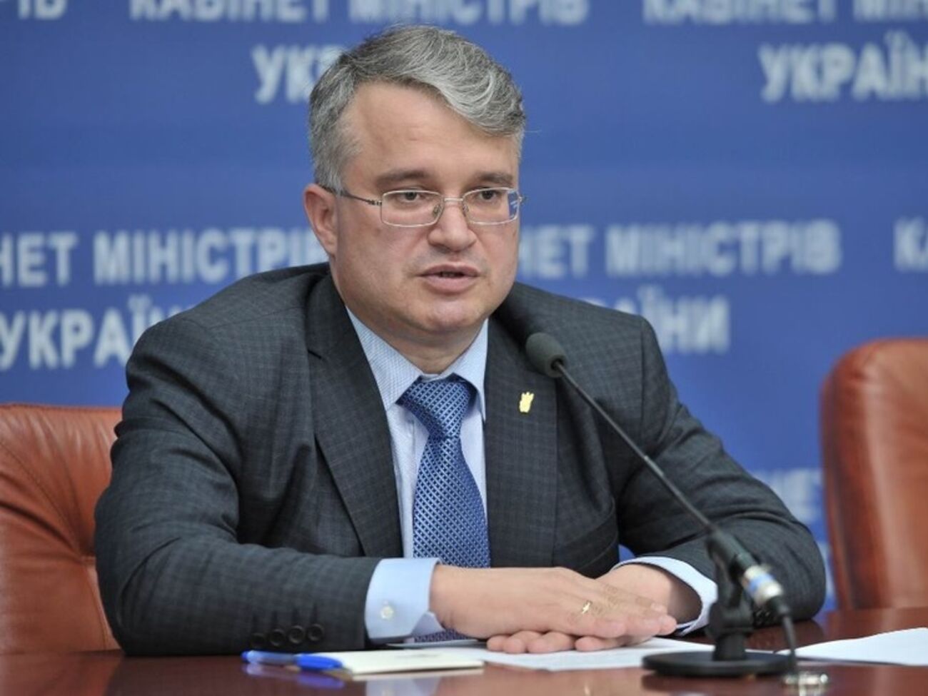 Мохник считает, что Яценюка и "Народный фронт" злят разговоры о коррупции в правительстве