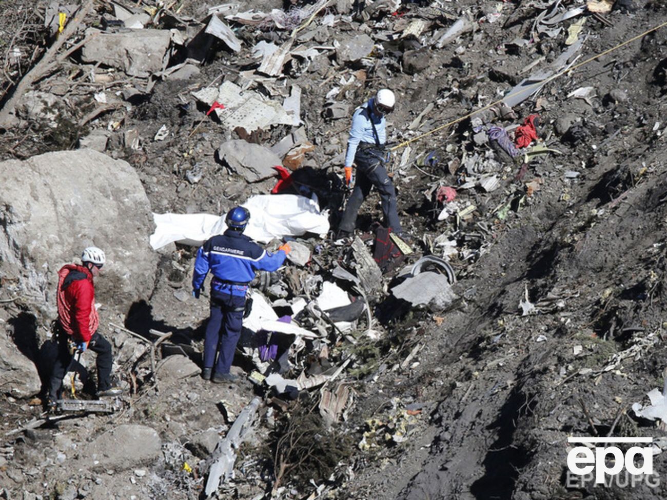 После трагедии A320&nbsp;пилотам запретят оставаться в кабине самолета в одиночестве