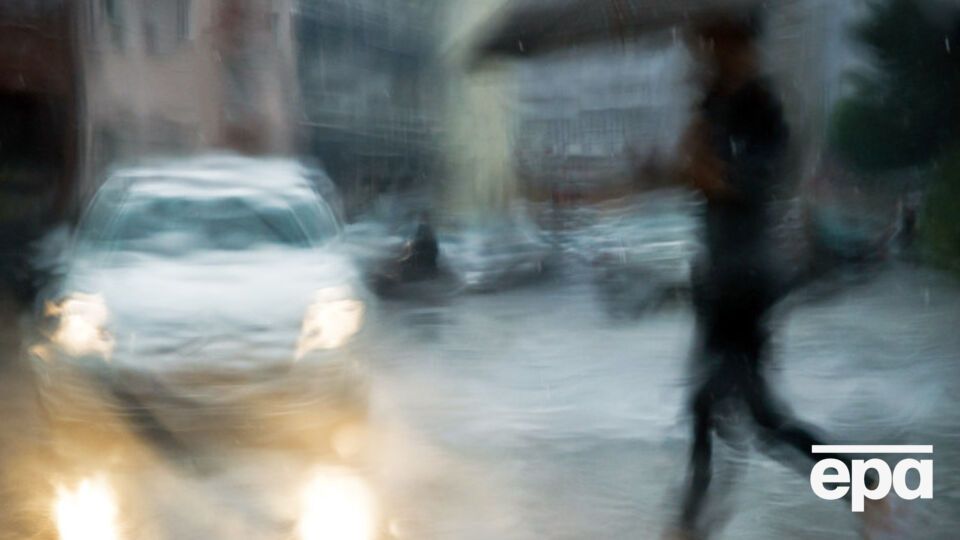 Выходные будут прохладными и дождливыми