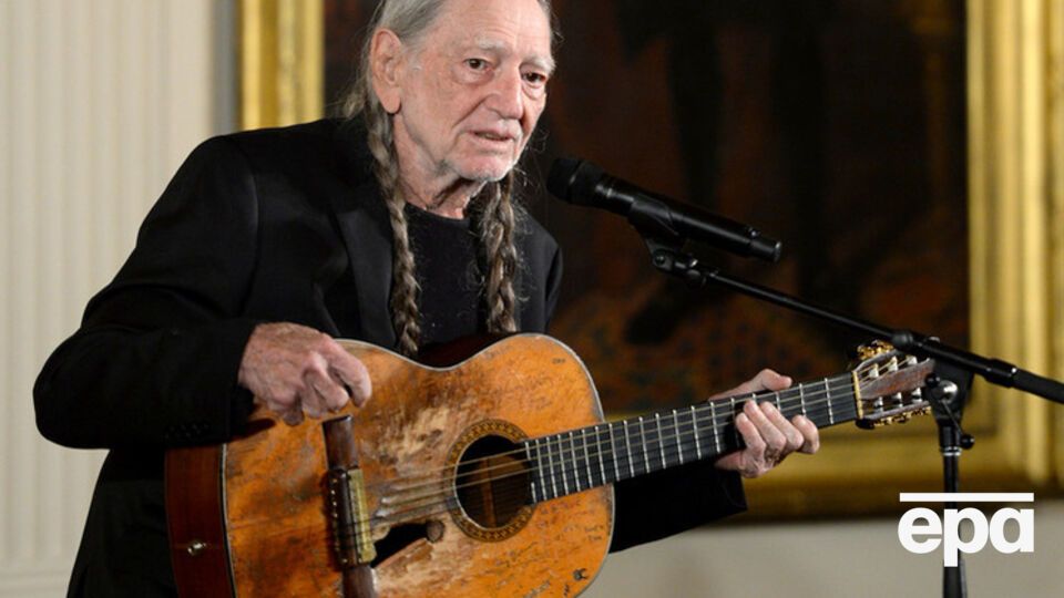 Родственники Нельсона намерены помочь музыканту в запуске нового бизнеса и последующем ведении дел