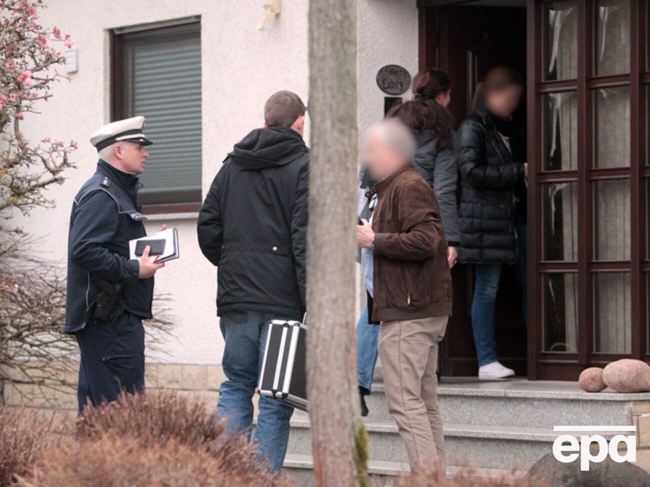 В доме пилота был проведен обыск