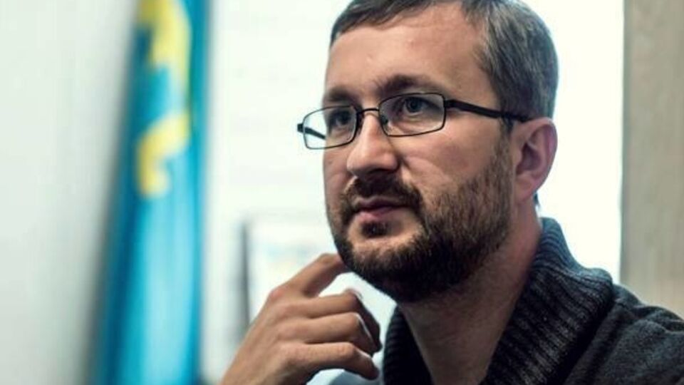 В доме Наримана Джелялова проходит обыск, по делу "26 февраля" он проходит как свидетель