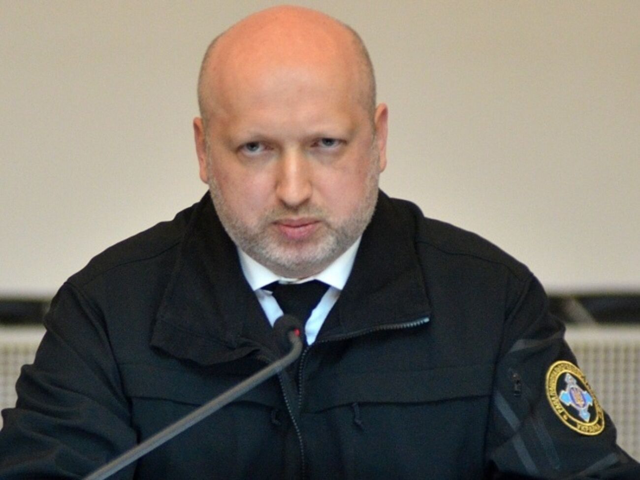 Александр Турчинов: Заниматься коррупцией во время войны – это не просто уголовное преступление, а настоящее мародерство