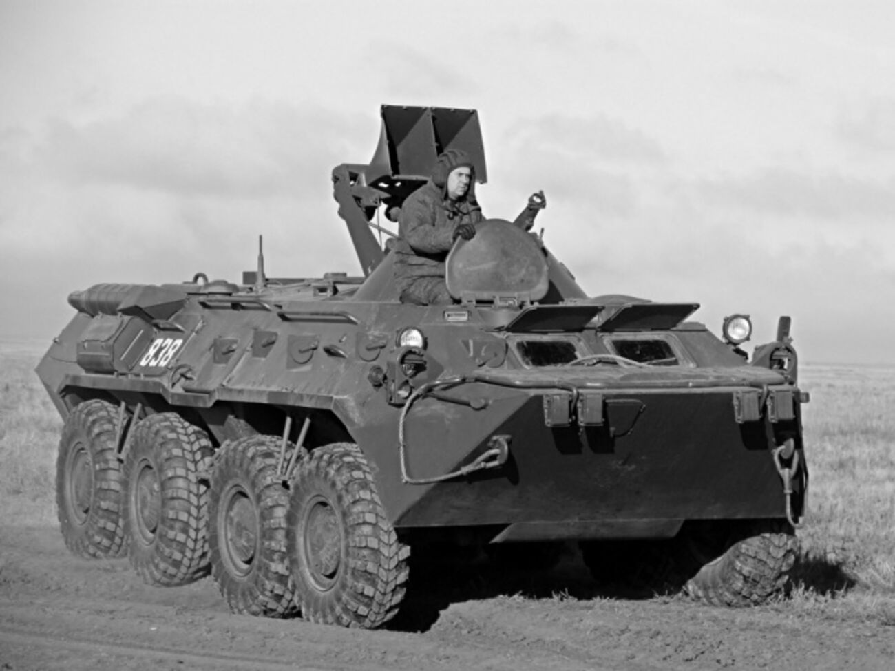 БТР-80, серия ЗС-88,&nbsp;с мощными громкоговорителями