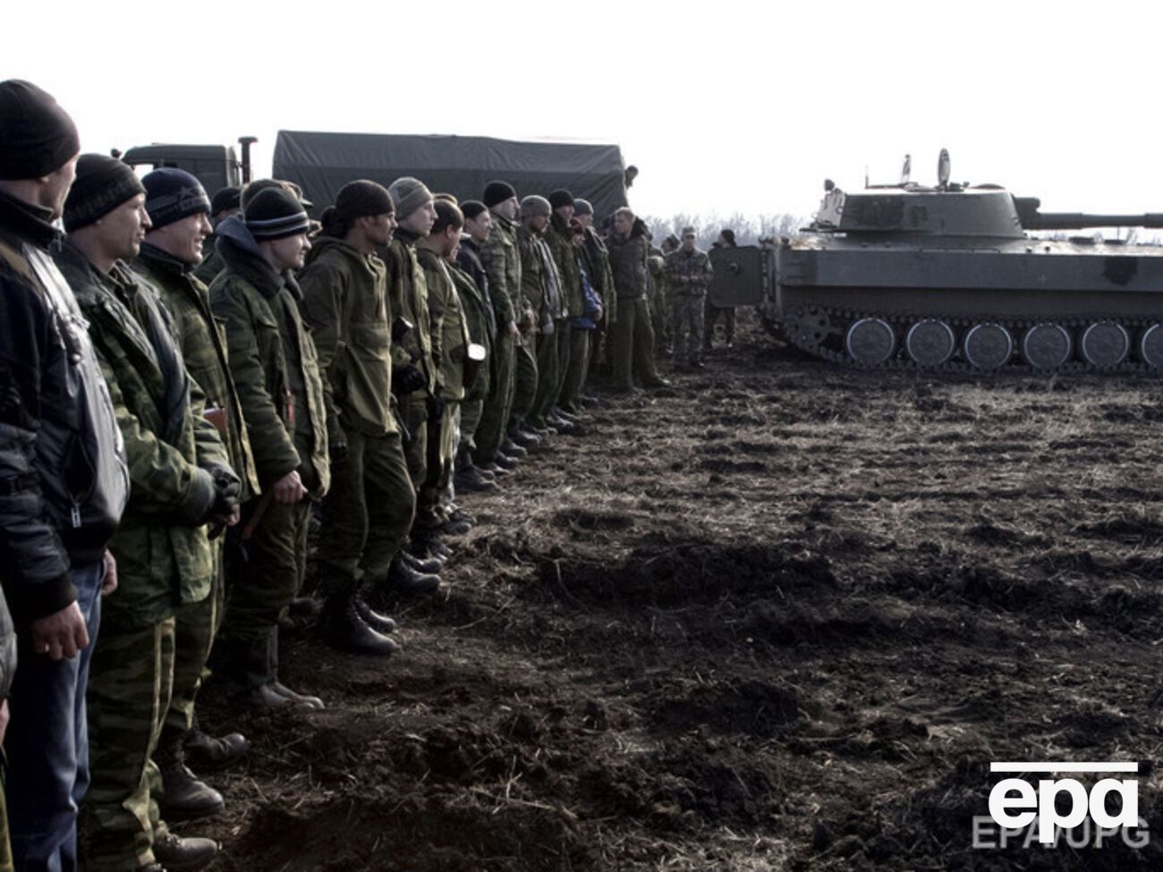 Россия продолжает отправлять наемников на Донбасс, заявили в штабе АТО