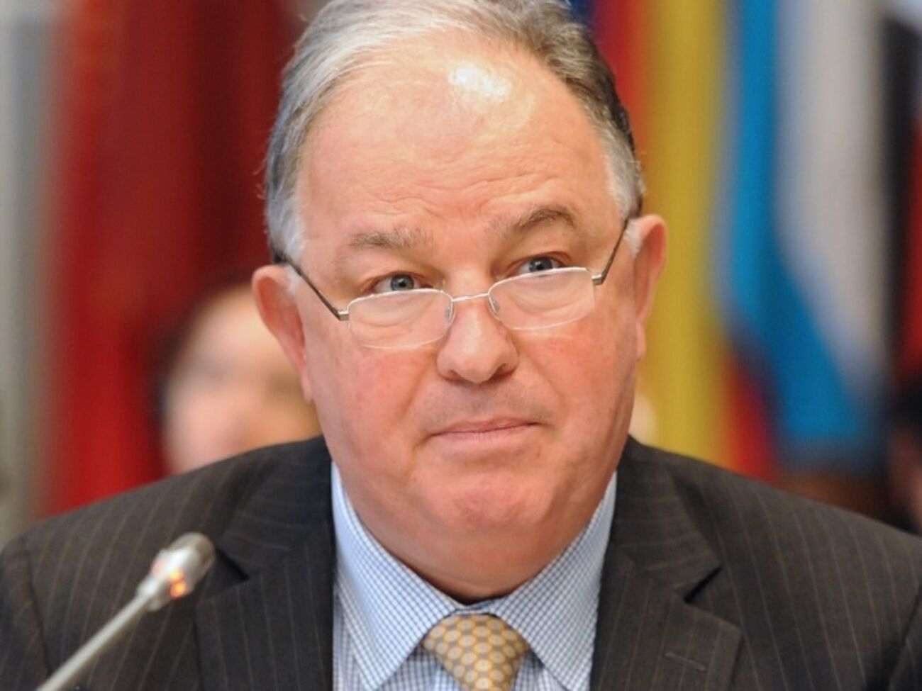 Апакан подчеркнул необходимость следования Минским договоренностям