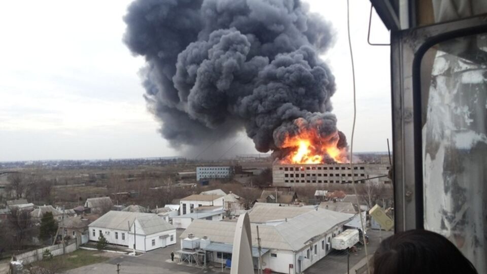 В Новомосковске горел механический завод