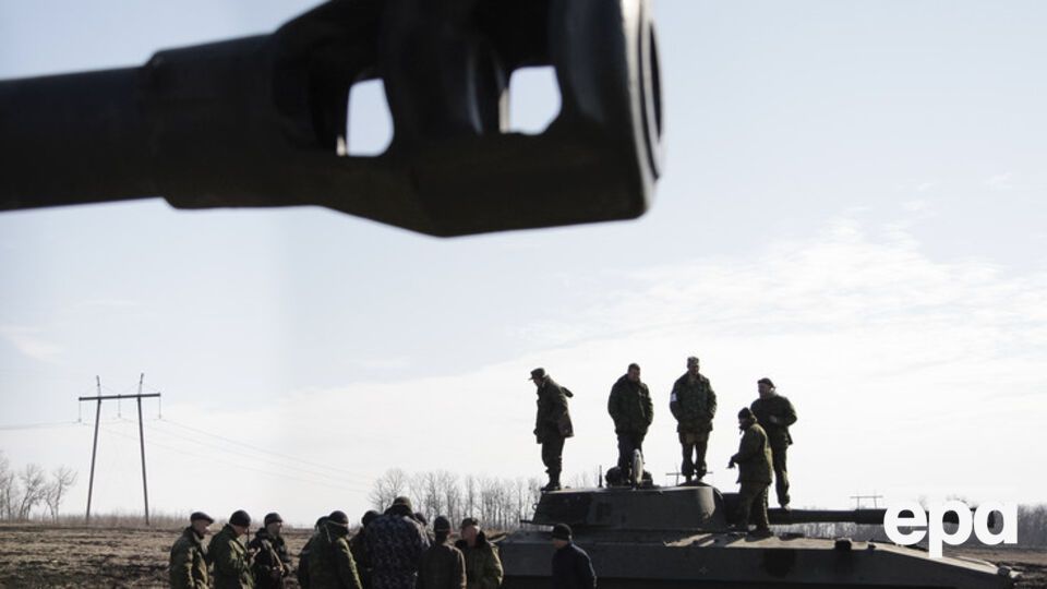 Боевики получили еще одну усиленную механизированную роту, сообщил Тымчук