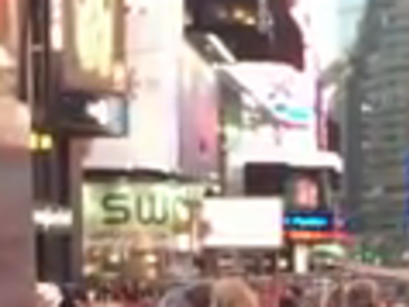 Крымский татарин, переехавший в Нью-Йорк, записал видеоролик с просьбой не закрывать канал&nbsp;ATR