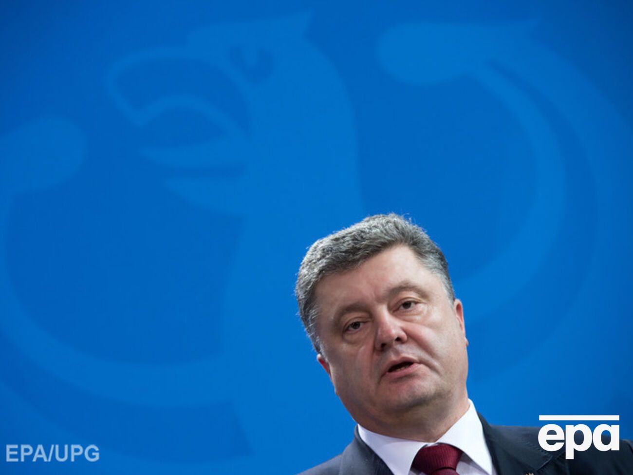 Порошенко и Юнкер провели телефонный разговор