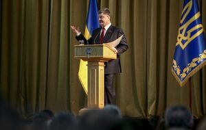 Порошенко заверил, что в Украине будет отмечаться и 8, и 9 мая