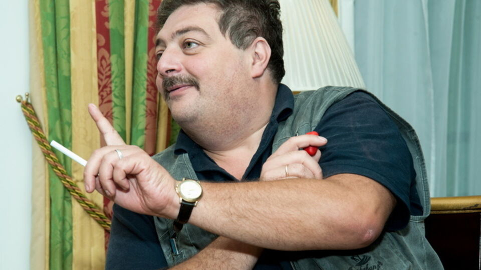 Быков: Давно, в эпоху криминала и безвозмездного труда, она его не выбирала. И разве выбор был тогда?