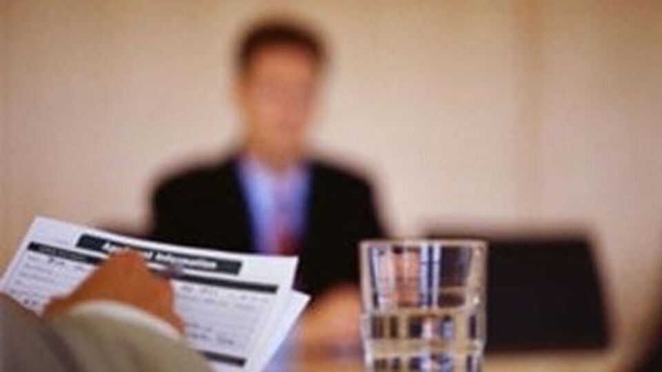 Украинцы ищут работу за рубежом