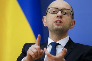 Премьер-министр Арсений Яценюк заявил, что между командой президента и командой премьера нет серьезных разногласий
