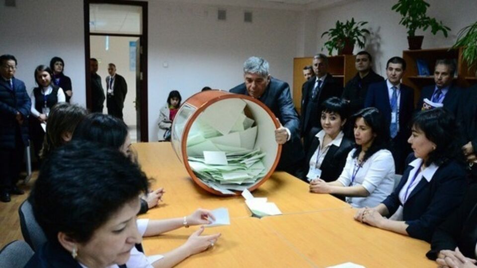 В Узбекистане начался подсчет голосов на выборах президента