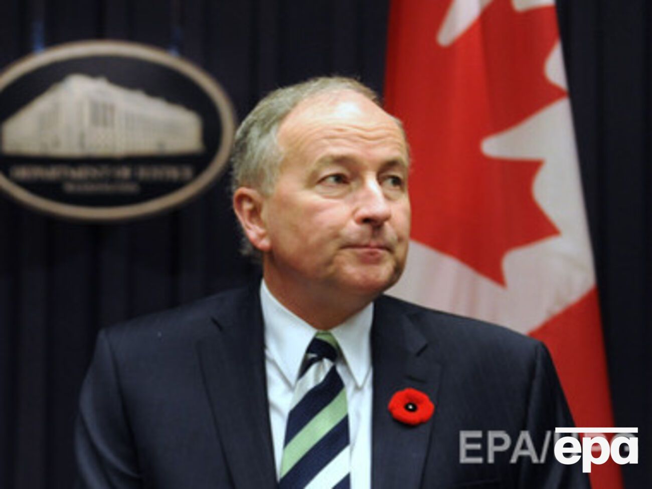 Николсон заверил, что Канада, не колеблясь, введет санкции против России