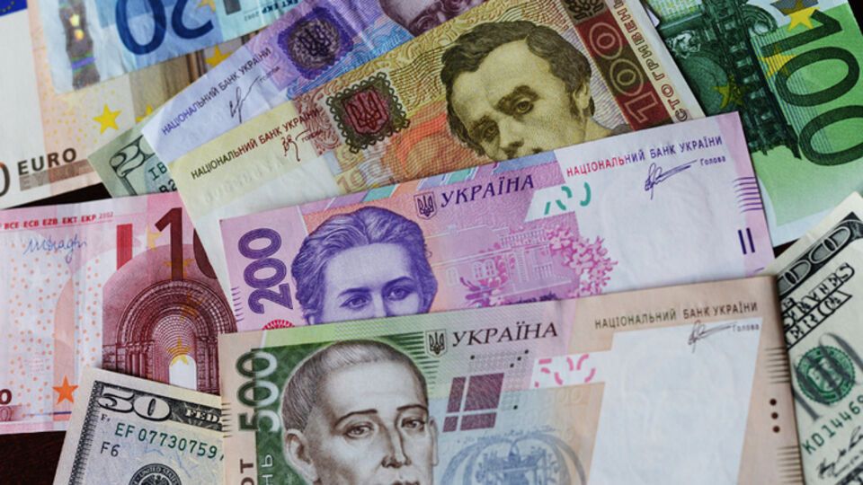 НБУ укрепил курс гривны