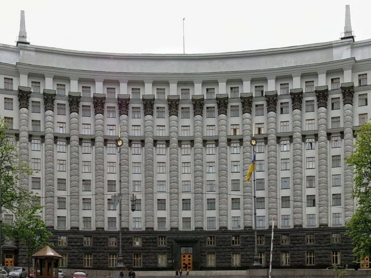 Япония даст Украине деньги на восстановление инфраструктуры Донбасса