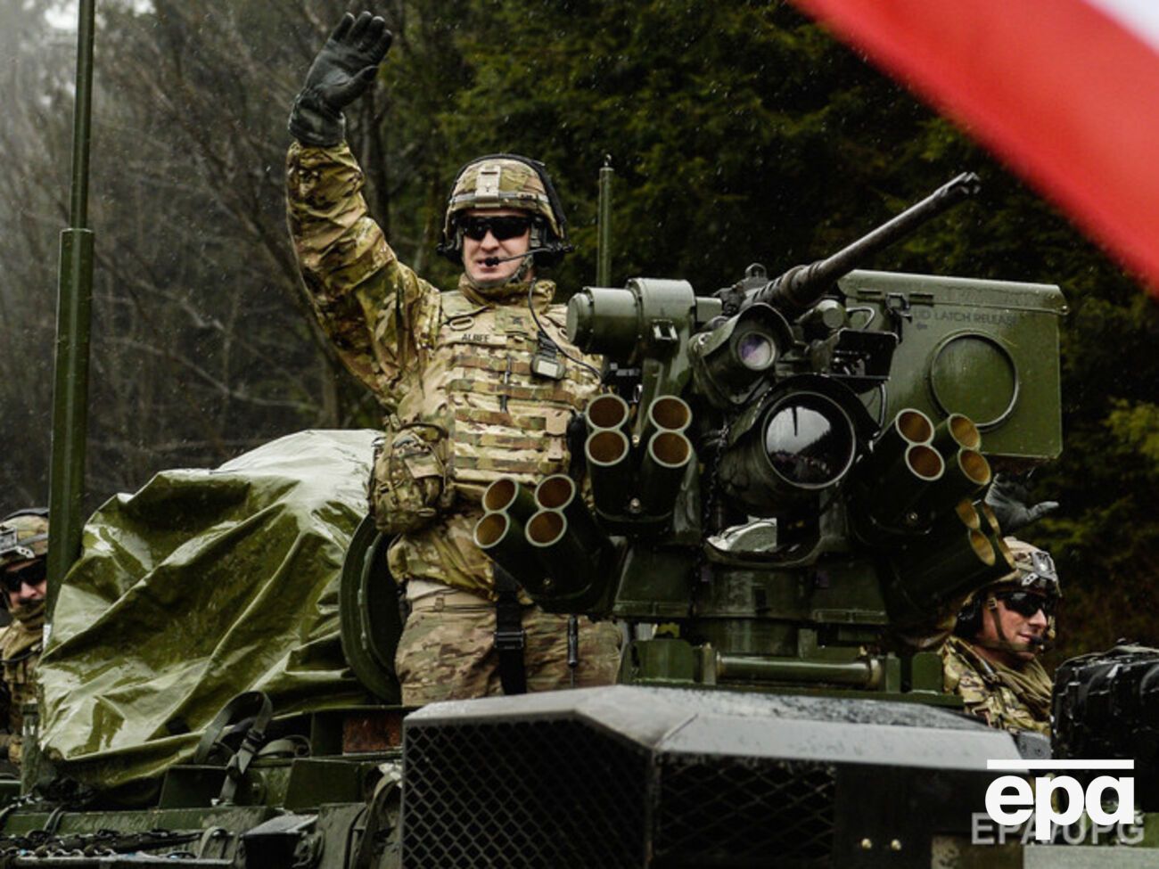 Три колонны американской военной техники въехали в Чехию. Фоторепортаж