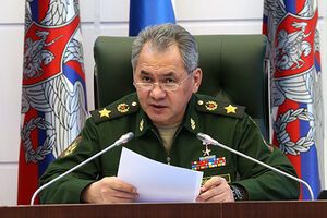 Сергей Шойгу сообщил, что к концу 2014 года Россия развернула в Крыму достаточную группировку войск