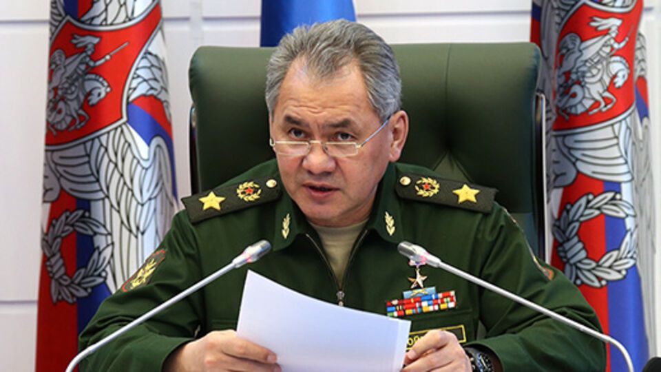 Сергей Шойгу сообщил, что к концу 2014 года Россия развернула в Крыму достаточную группировку войск