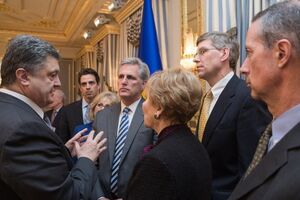 Петр Порошенко провел встречу с делегацией Конгресса США