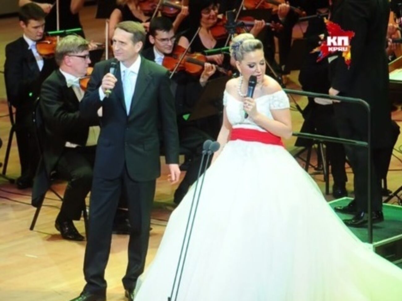 Сергей Нарышкин и Мария Максакова спели дуэтом