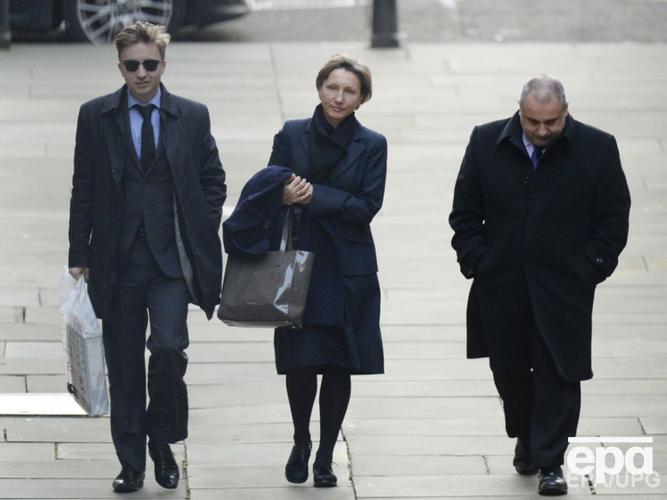 Вдова Литвиненко Марина прибывает в суд