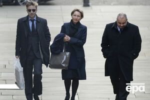 Вдова Литвиненко Марина прибывает в суд