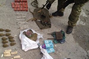 Взрывчатку нашли возле дороги