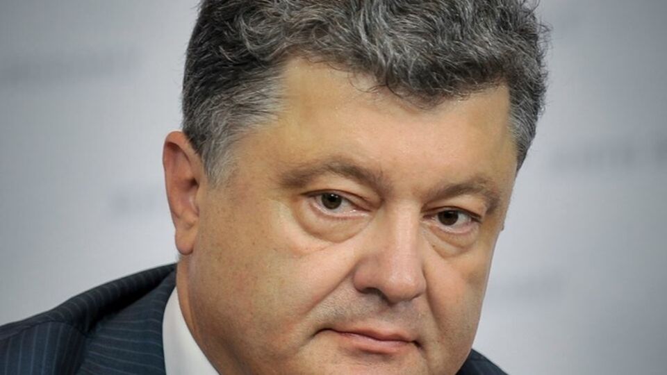 Порошенко: Призывать студентов – неправильно