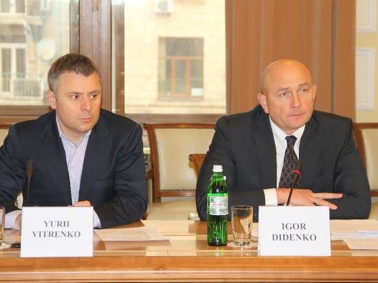 Игорь Диденко (справа) сообщил о ситуации на "Укртранснафті"