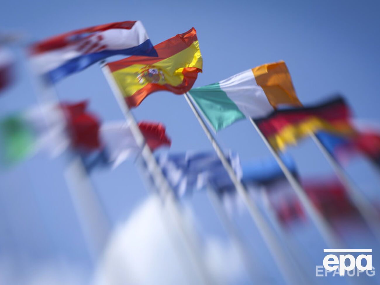 Совет ЕС одобрил кредитование Украины на сумму почти в &euro;2 млрд