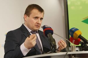 Владимир Демчишин сообщил, что Украина хочет повысить стоимость электроэнергии для Крыма