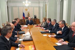 Путин обсудит с членами Совбеза РФ ситуацию в Йемене и Украине, а также переговоры по иранской ядерной программе