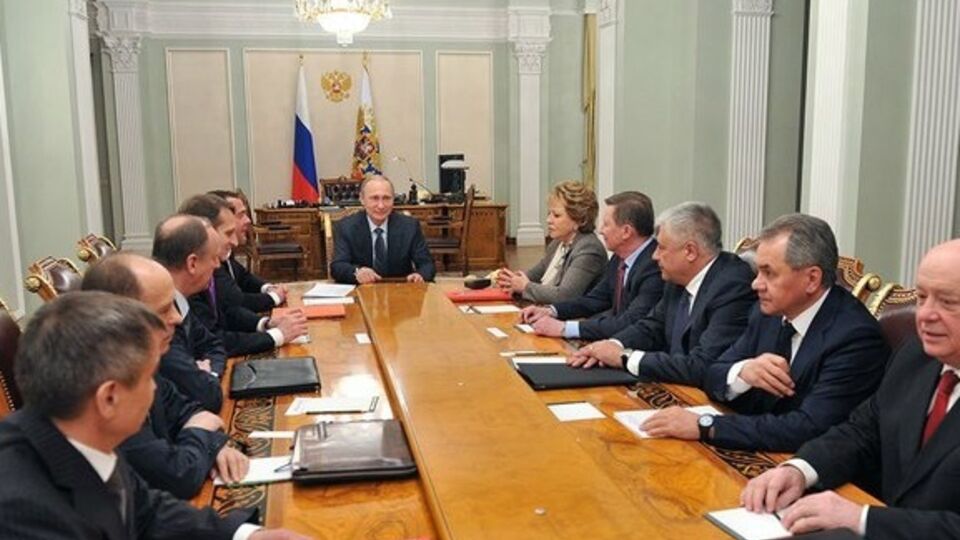 Путин обсудит с членами Совбеза РФ ситуацию в Йемене и Украине, а также переговоры по иранской ядерной программе