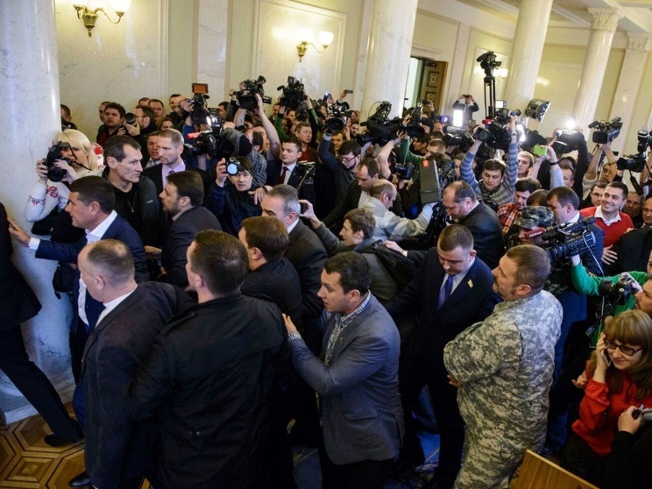 Мельничука отстранили от работы из-за драки