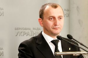 Сиротюк: Хлеба становится все меньше, поэтому надо больше зрелищ