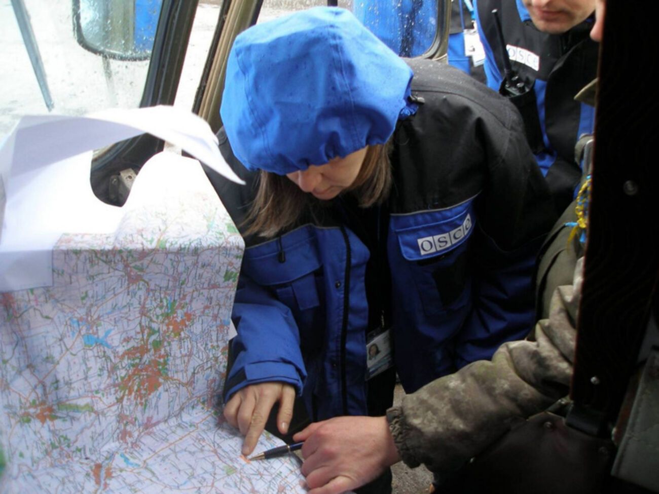 Отвод техники фиксируют наблюдатели