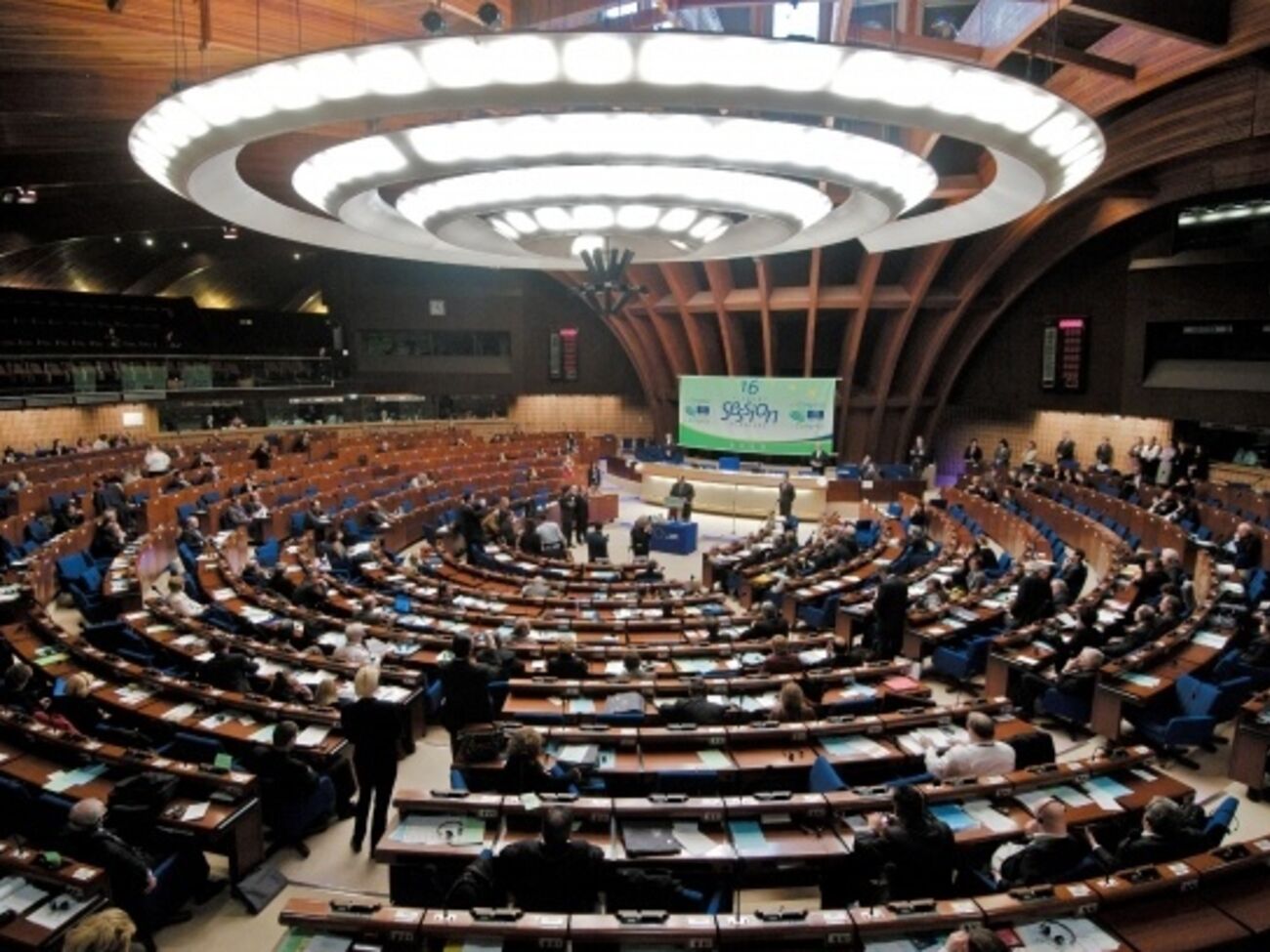 Совет скорректировал санкции, учитывая прогресс в этих судебных разбирательствах